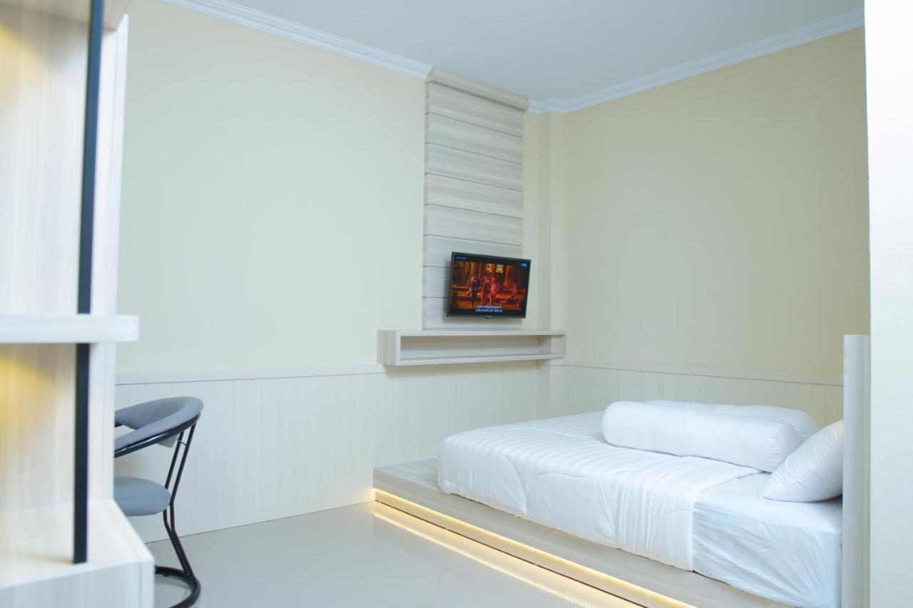Kost Eksklusif Teduh Hostel Salakan Exterior photo