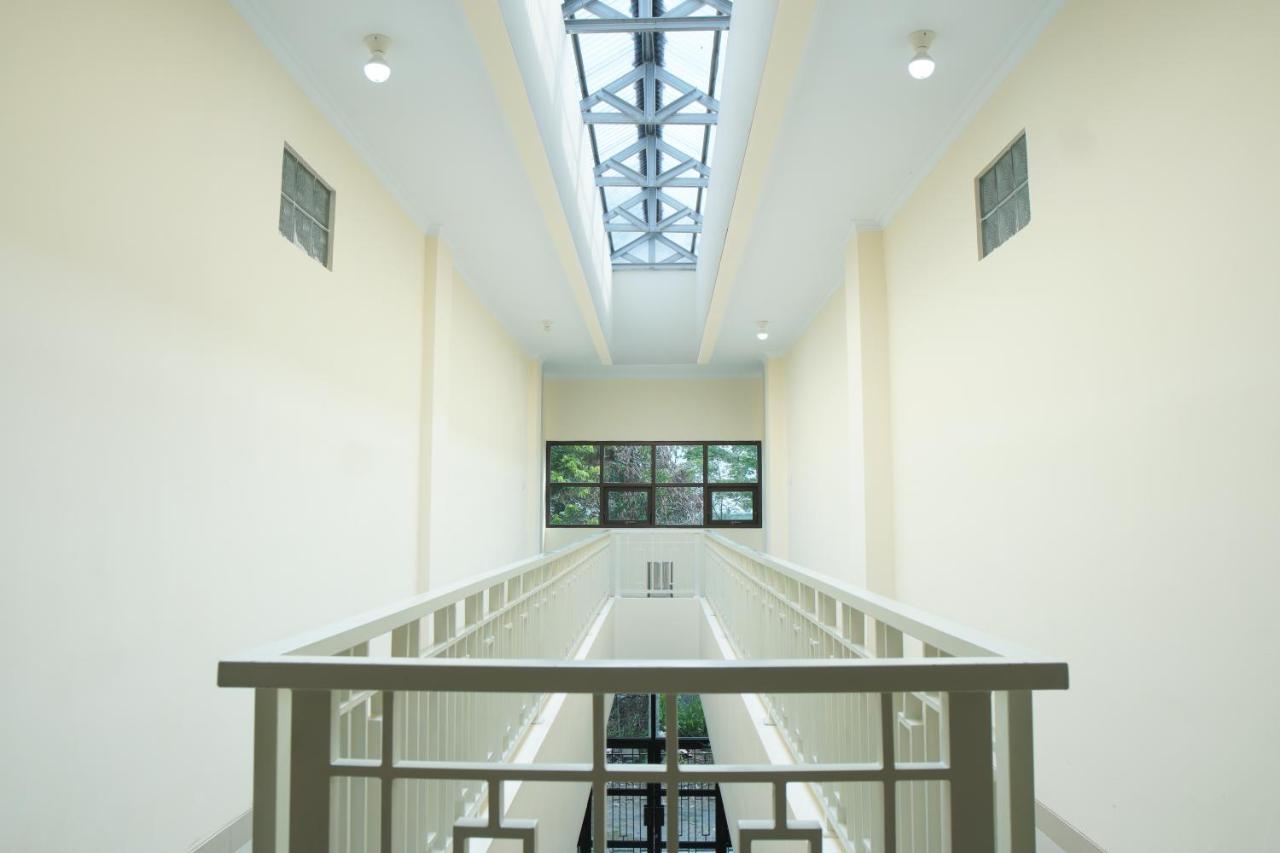 Kost Eksklusif Teduh Hostel Salakan Exterior photo